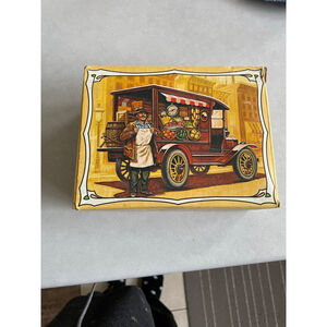 Vintage Men's Avon Country Vendor Wild Country After Shave Decanter